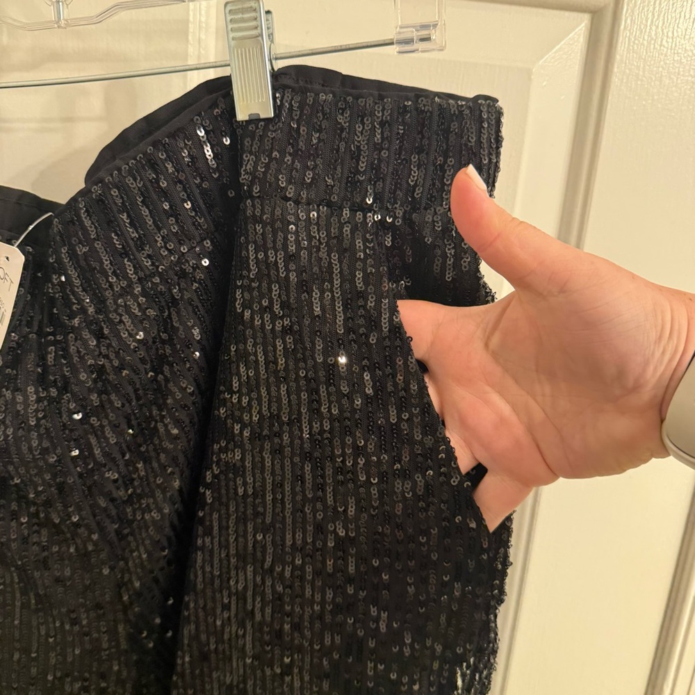 New!! Elegant Black Sequin Pull On Pants LOFT - Picture 2 of 4